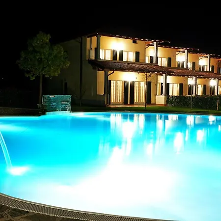 Residence-11 To Choose From In An Exclusive By Italian Apartamento