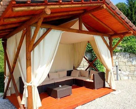 Residence-11 To Choose From In An Exclusive By Italian Tremezzo