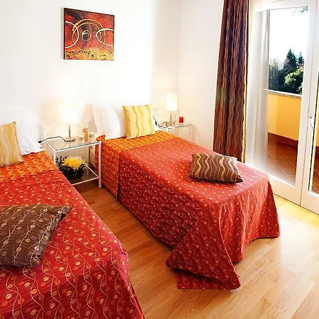 Residence-11 To Choose From In An Exclusive By Italian * Tremezzo