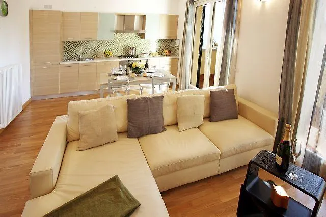 Residence-11 To Choose From In An Exclusive By Italian Tremezzo