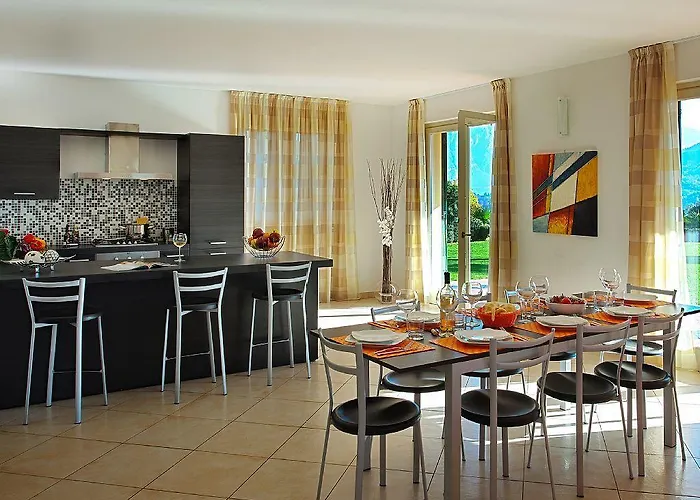 Residence-11 To Choose From In An Exclusive By Italian Tremezzo