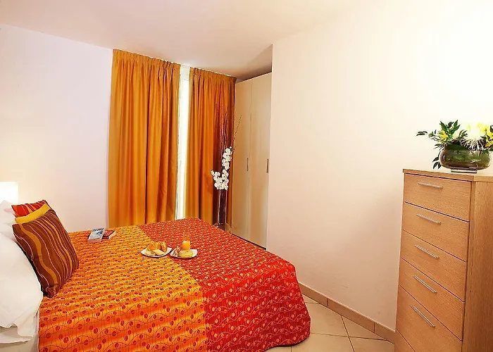 Residence-11 To Choose From In An Exclusive By Italian Tremezzo